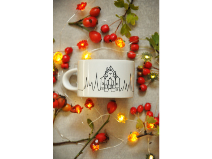 Hrnek makronka - Zámeček Tři Trubky