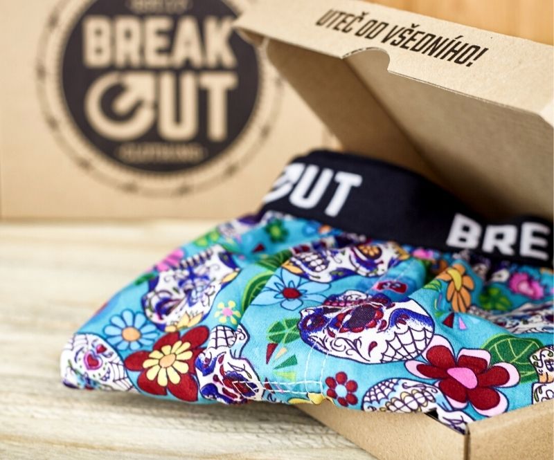baleni-trenky-breakout-clothing