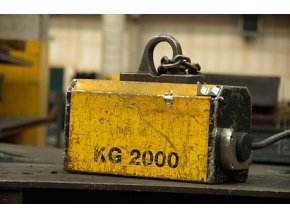 Bazarovy-permanentni-bremenovy-magnet-2000kg