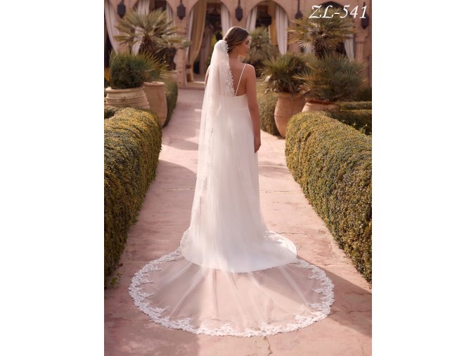 ZL-541 svatební závoj