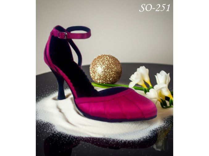 SO-251 růžové boty