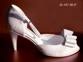 Svatební boty s mašlí - perleťově bílé: vel. 40, doprodej