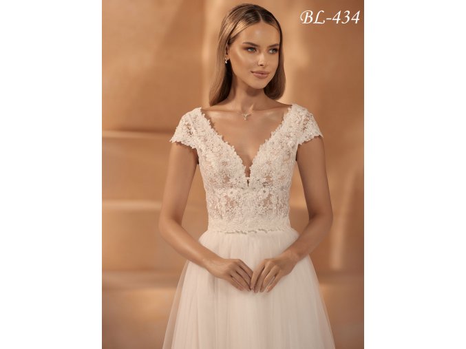 BL*434 svadobne bolerko cipkovane