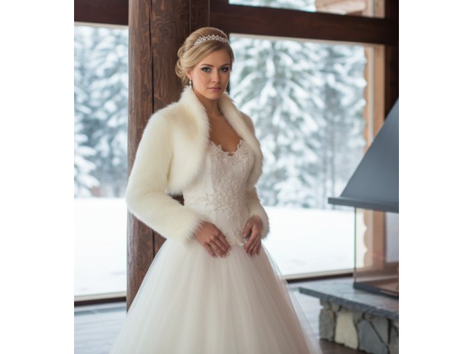 BF-61 svadobný kožúšok