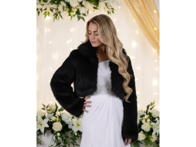 BS-28 cierny kozusok