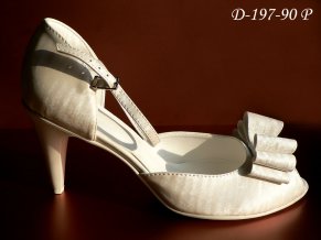 D 197 90 P fala ivory