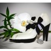 DK 127 black white