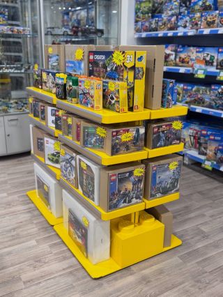 ✨ upgrade ✨ 👉🏼 Pro velký zájem o sety z druhé ruky jsme se museli rozloučit se skromnou pyramidou. 👉🏼 Náhrada je už na...