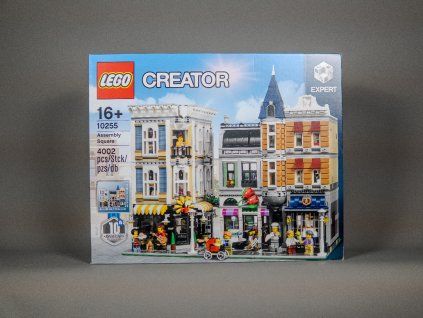 LEGO Modular Buildings 10255 Assembly Square
