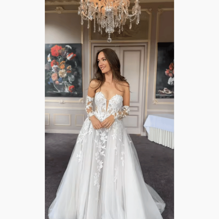 Nevěsta v těchto šatech – recenze 1