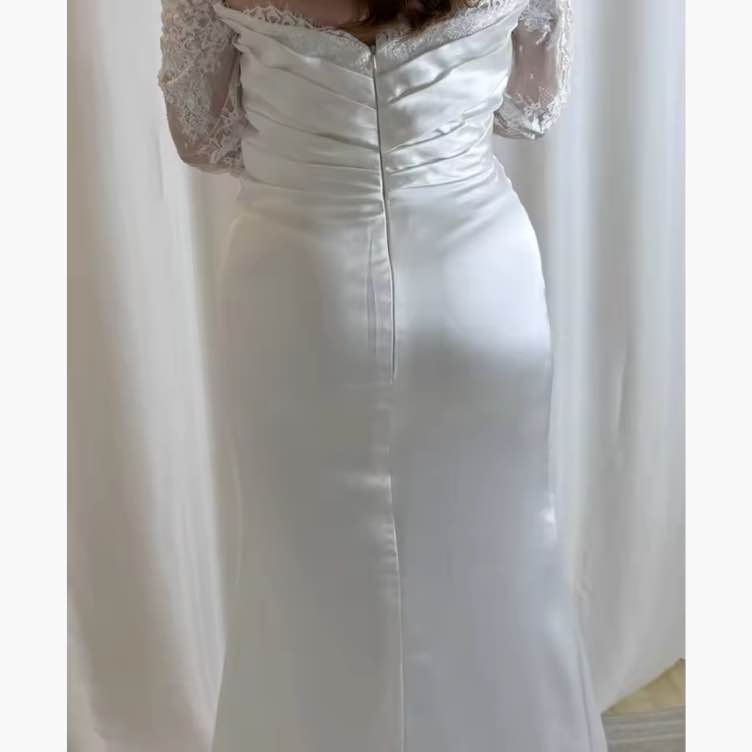 Nevěsta v těchto šatech – recenze 1