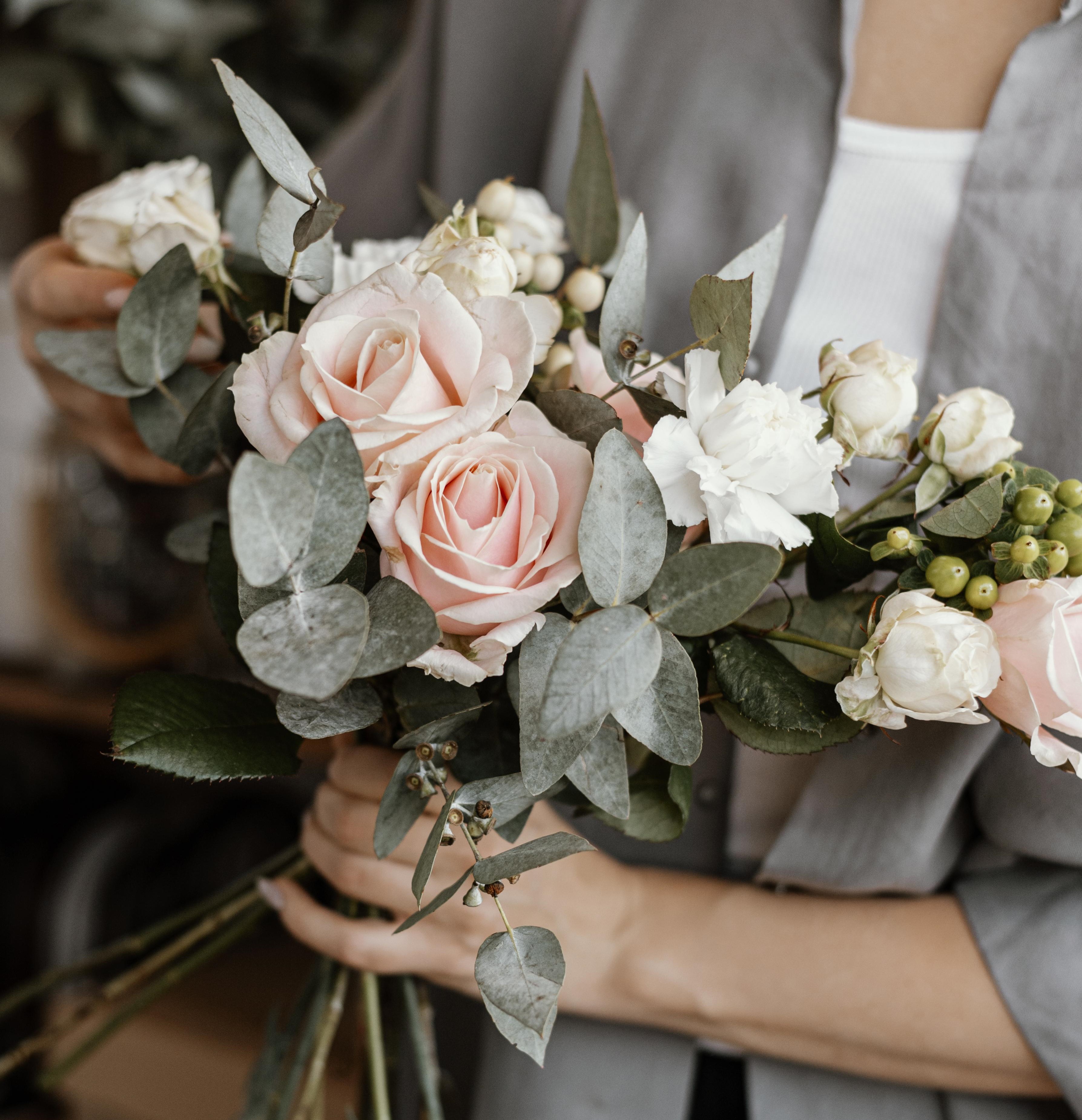 Tradiční svatební zvyky část III. - Házení kytice