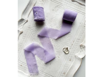 BF0BCB5B 5B72 4FEB 9BDA 0948759B3F76