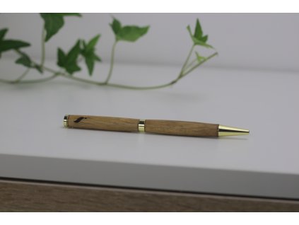 Propiska ze dřeva Iroko