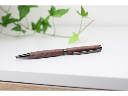 Propiska ze dřeva Amarant