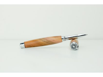 Kuličkové pero ze Švestkového dřeva