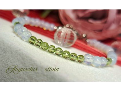 Augusztus . olivin