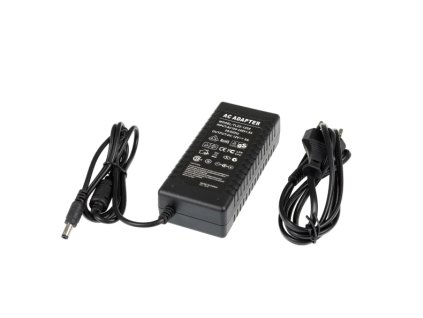 LED napájecí zdroj 12V, 60W, 5A, zásuvkový
