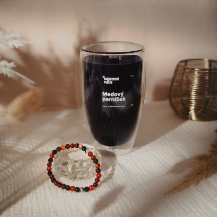 Černnésnaramkem(3of3)