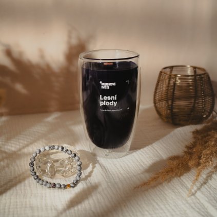 Černnésnaramkem(1of3)