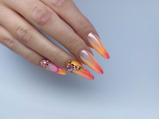 Je to talent, nebo materiál? Talent bez kvalitního materiálu nikdy nezazáří naplno. Perfektní přechod, intenzita pigmentu,...