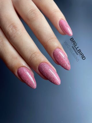 Odstíny, ke kterým se klientky neustále vrací… tyto barvy u nás objednáváte opakovaně. Ne proto, že jsou trendy měsíce,...