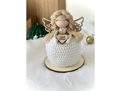 andílek s háčkovanou sukýnkou veselé vánoce