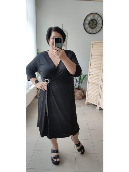Zavinovací šaty plus size