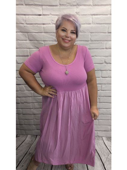 Vzdušné pružné šaty plus size