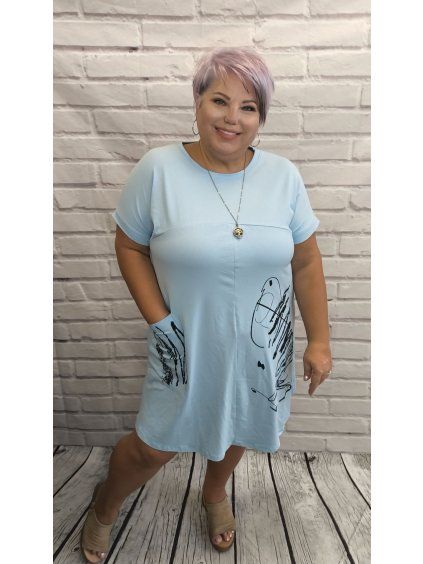 Moderní šaty plus size