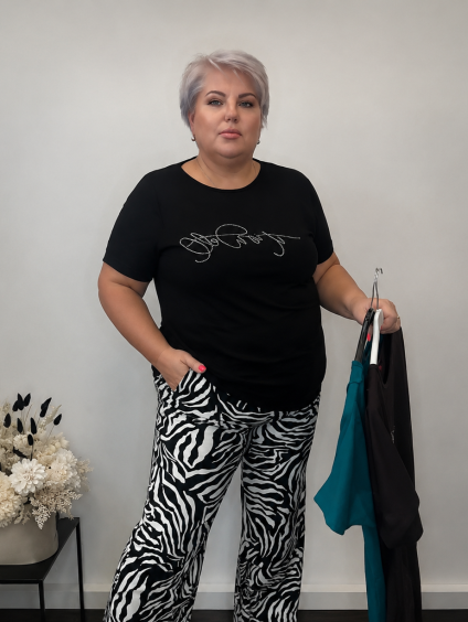 Tričko se zirkonem plus size