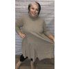 Elegantní svetrové šaty plus size