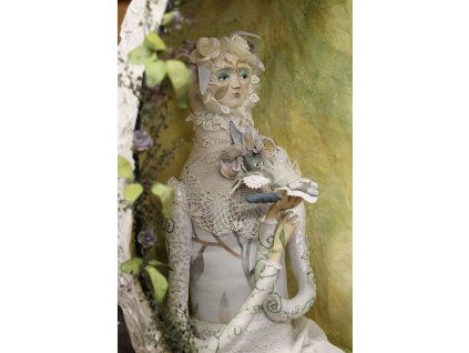 Ochránkyně můrek / textilní socha