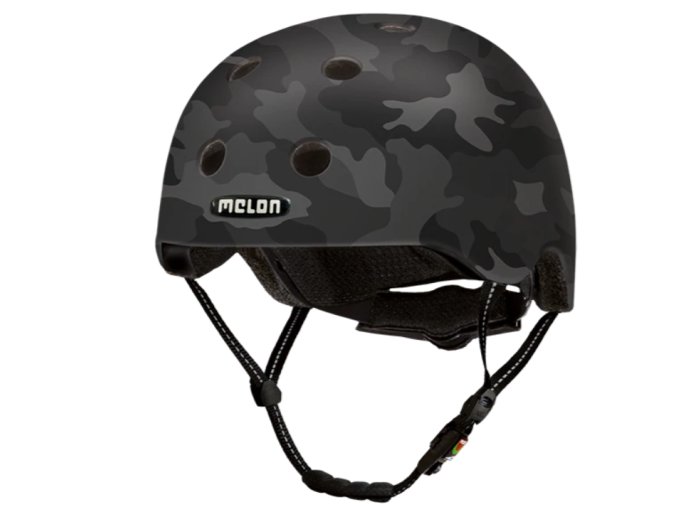 Camouflage Black Helma