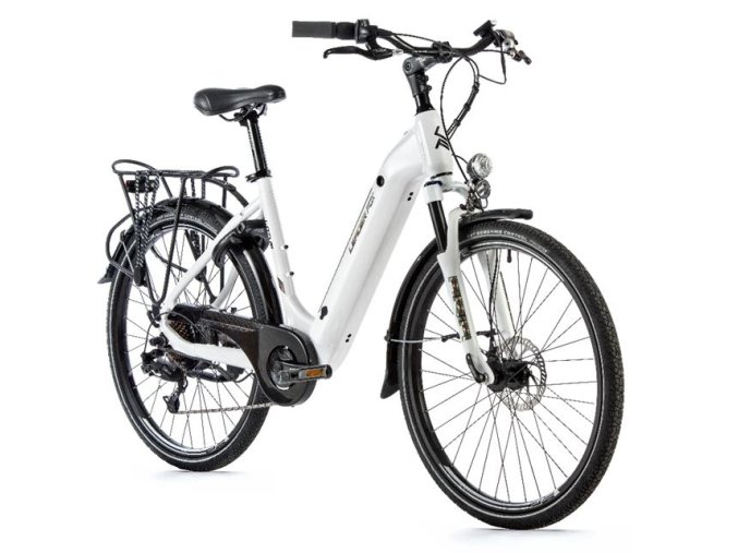 LEADER FOX LOTUS DÁMSKÝ,26",ZADNÍ MOTOR,M:2023-2 Leader Fox LOTUS 26", 2023 bílé, vel. 20"