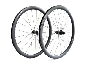 Zapletená kola LAPIERRE Road Disc 38 Carbon TL