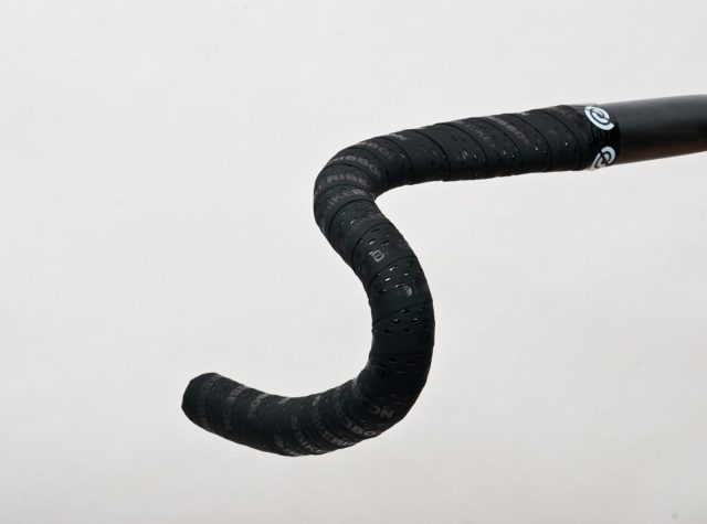 Omotávka BIKERIBBON Drops Varianta: černá