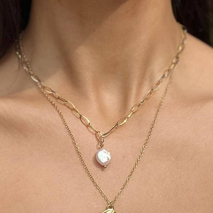 Levně ÉLINE L'ATELIER Náhrdelník KAROLÍNA GOLD