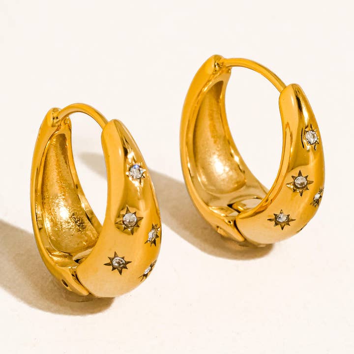Levně Flânerie by MAIQ Náušnice SOLIRA GOLD
