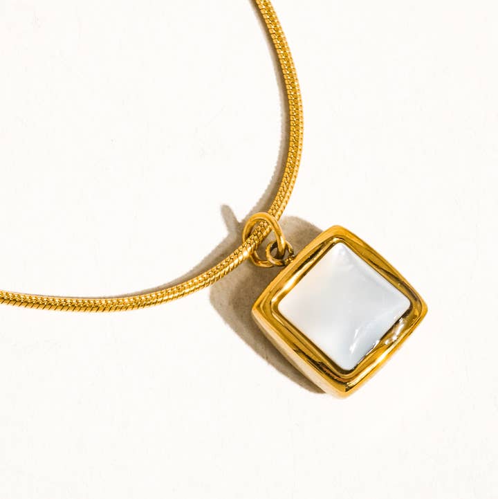Náhrdelník BERENICE 18K GOLD PLATED
