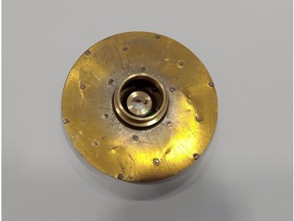 vyr 533 D8 3