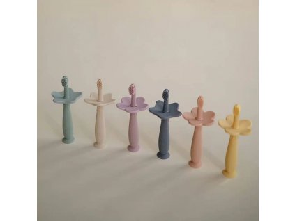 MUSHIE zubná tréningová kefka