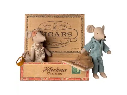 maileg mum dad mice in cigarbox 17 5313 00