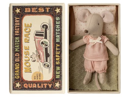 ezgif 8770551e70069103