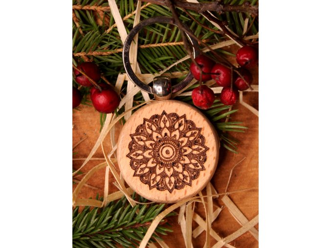 Dřevěná kulatá klíčenka - různé varianty