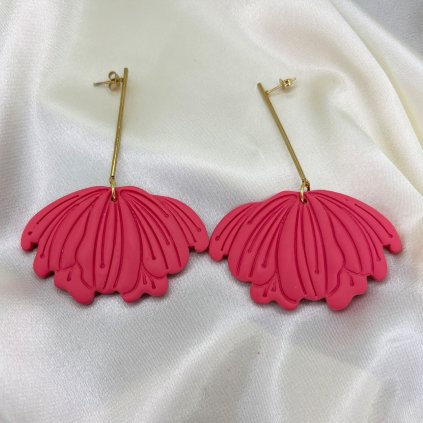 straka nausnice handmade polymer polymerova hmota straka rucna praca priroda kolekcia kvet pivonka jar ruzova zelena elegancia