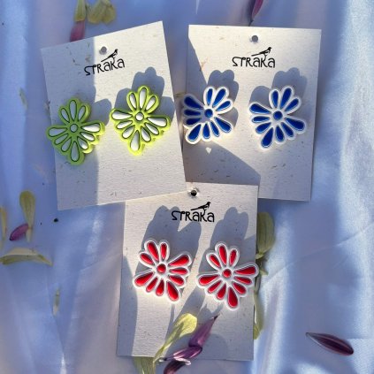 straka nausnice handmade polymer polymerova hmota straka rucna praca folklorne nausnice folklor tradicia kvet