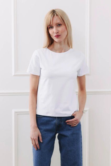 LUCIA WHITE2