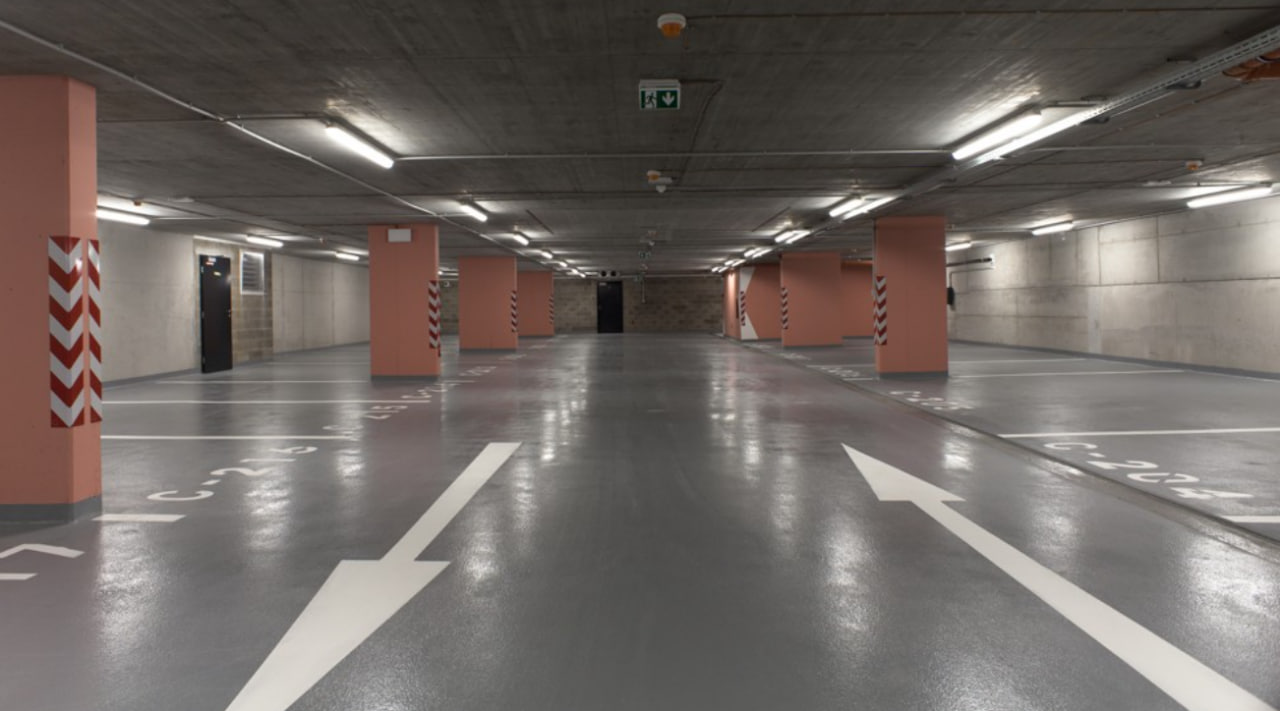 MAPEFLOOR PARKING SYSTEM RLT – Odolný epoxidový systém pre parkovacie plochy