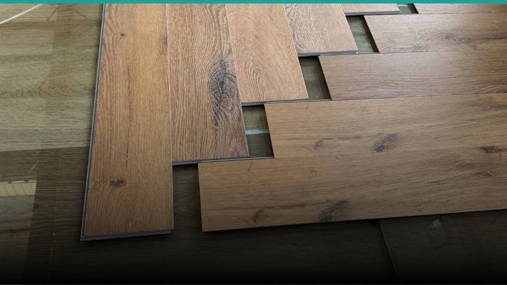 Záběr na detail vinylové podlahy BUKOMA HERRINGBONE U-CLICK